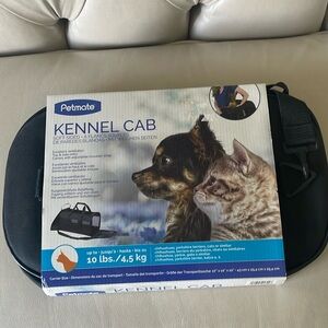 Petmate  soft sided Kennel Cab for small pets